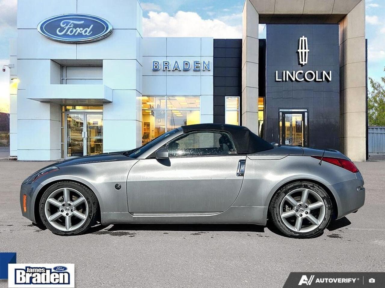 2004 Nissan 350Z TOURING   ONE OWNER!! Photo