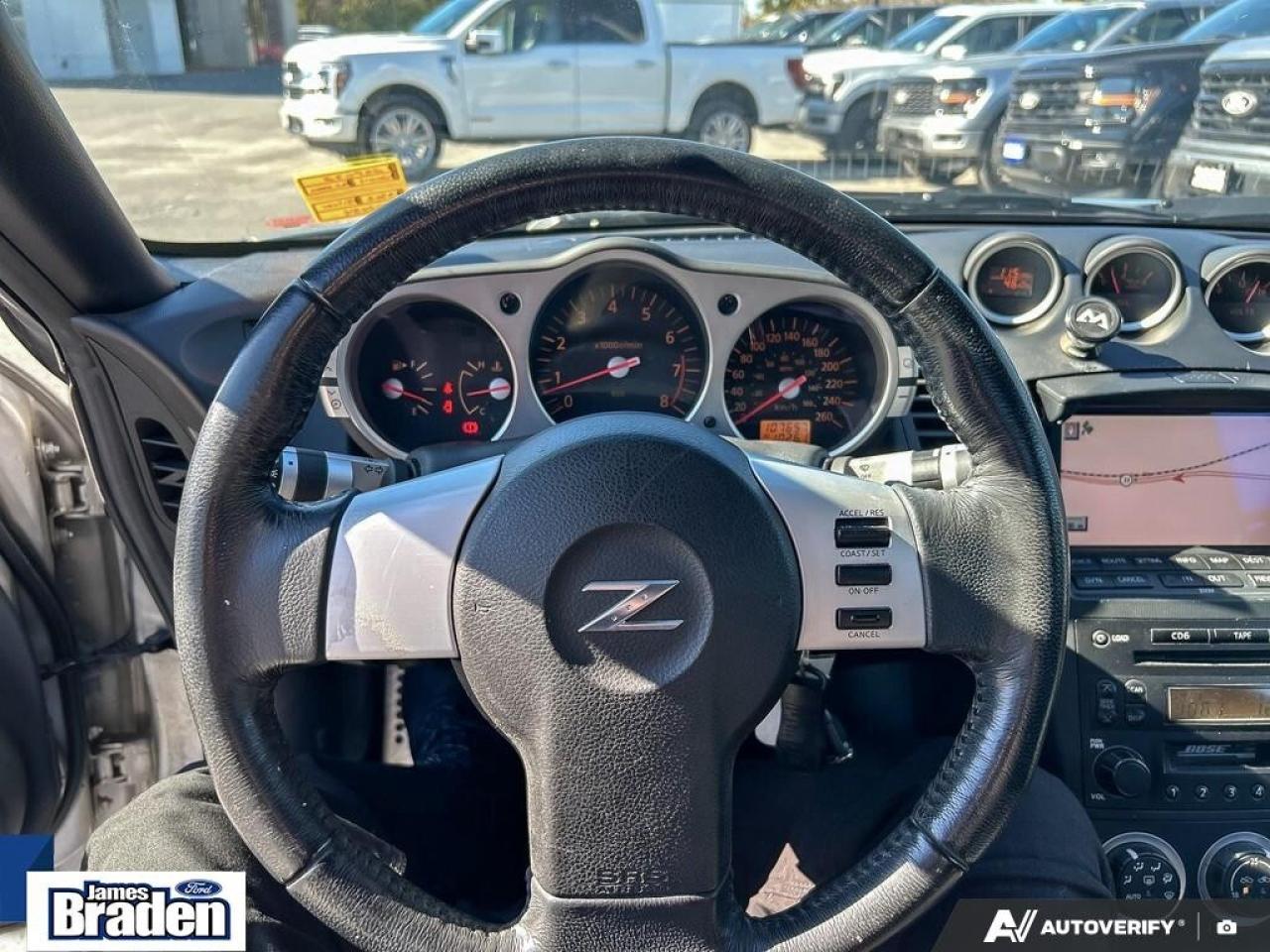 2004 Nissan 350Z TOURING   ONE OWNER!! Photo