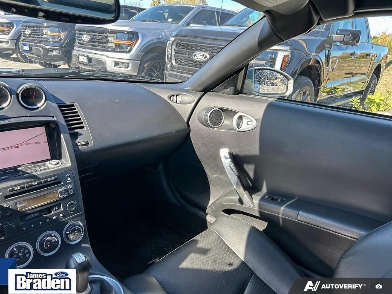 2004 Nissan 350Z TOURING   ONE OWNER!! Photo