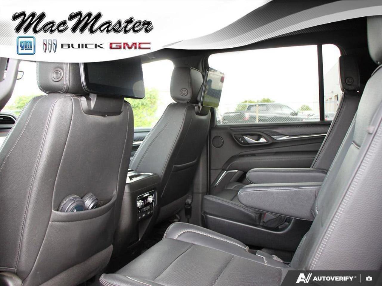 2023 GMC Yukon XL DenaliDENALI, 6.2L, ROOF, RR ENTERTAINMENT, 1-OWNE Photo