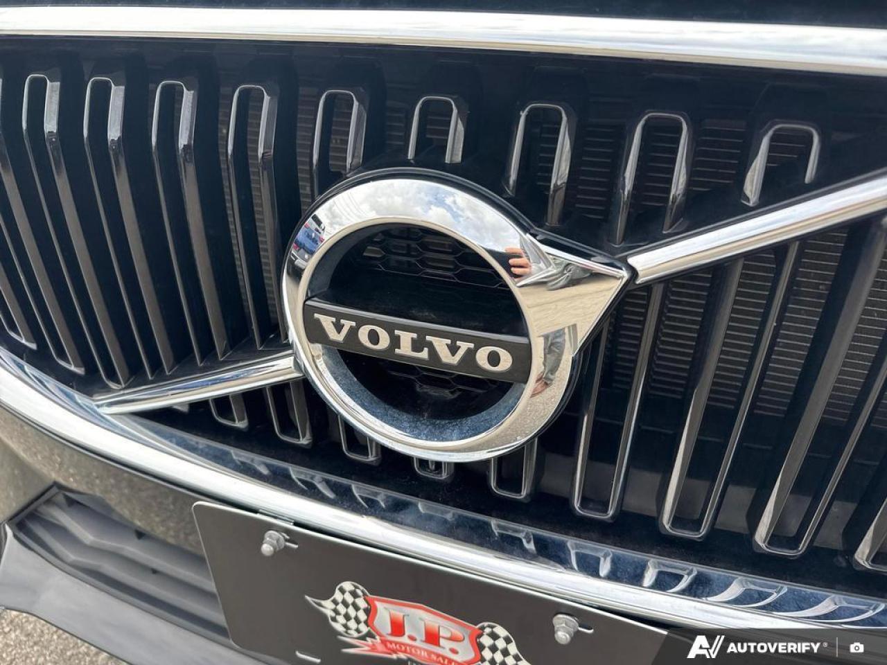 2020 Volvo XC60 T6 Momentum BACKUP CAM   BLUETOOTH   HTD SEATS   K Photo