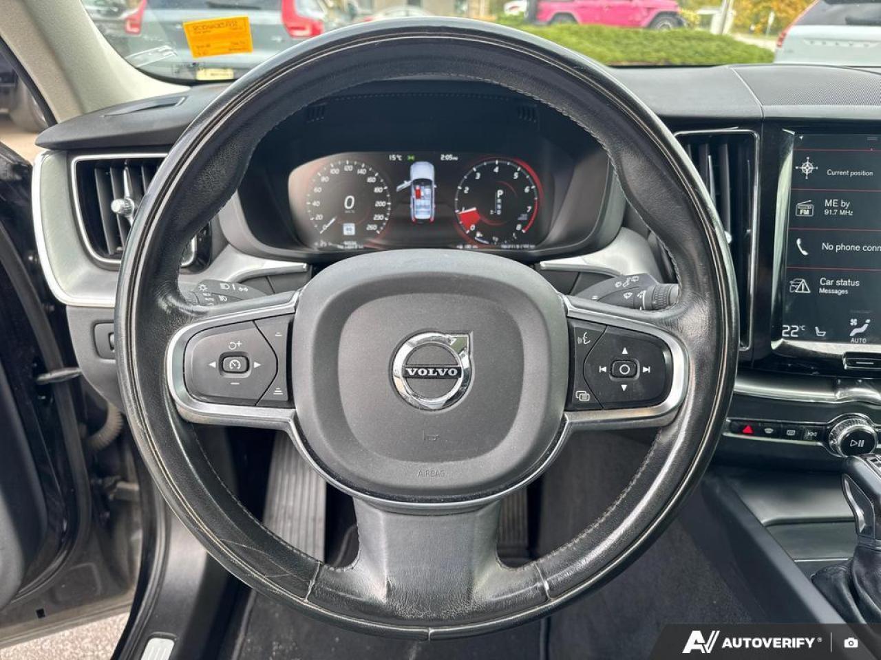 2020 Volvo XC60 T6 Momentum BACKUP CAM   BLUETOOTH   HTD SEATS   K Photo