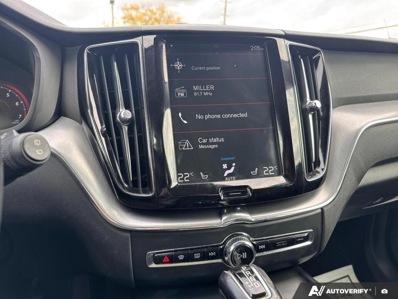 2020 Volvo XC60 T6 Momentum BACKUP CAM   BLUETOOTH   HTD SEATS   K Photo