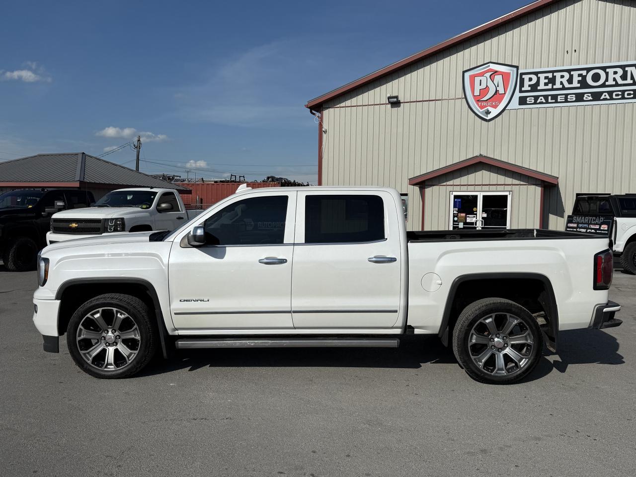 2016 GMC Sierra 1500 DENALI 5.3L 4X4 Photo4