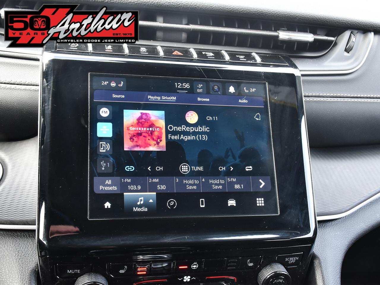 2024 Jeep Grand Cherokee L ALTITUDE 4X4 Photo