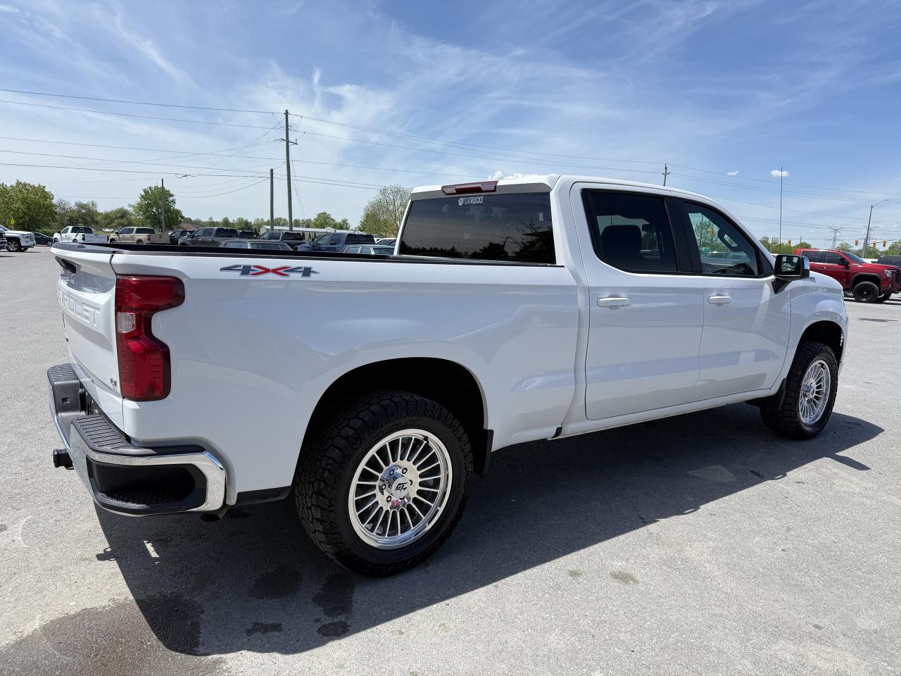 2023 Chevrolet Silverado 1500 LT LEVEL/WHEEL/TIRE PKG! Photo