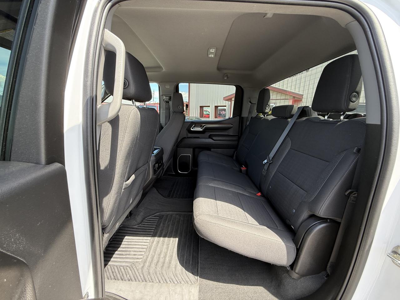 2023 Chevrolet Silverado 1500 LT LEVEL/WHEEL/TIRE PKG! Photo