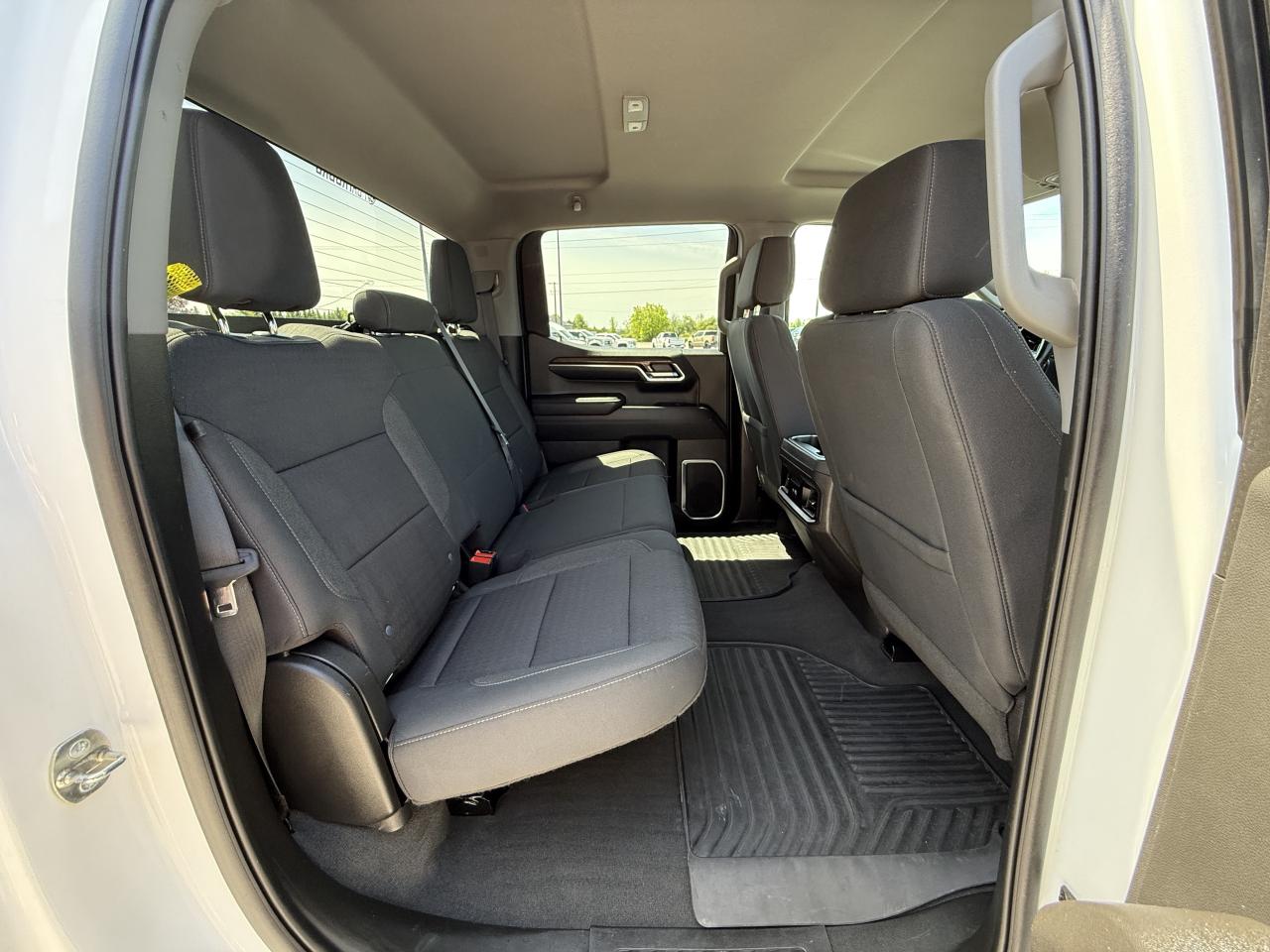 2023 Chevrolet Silverado 1500 LT LEVEL/WHEEL/TIRE PKG! Photo