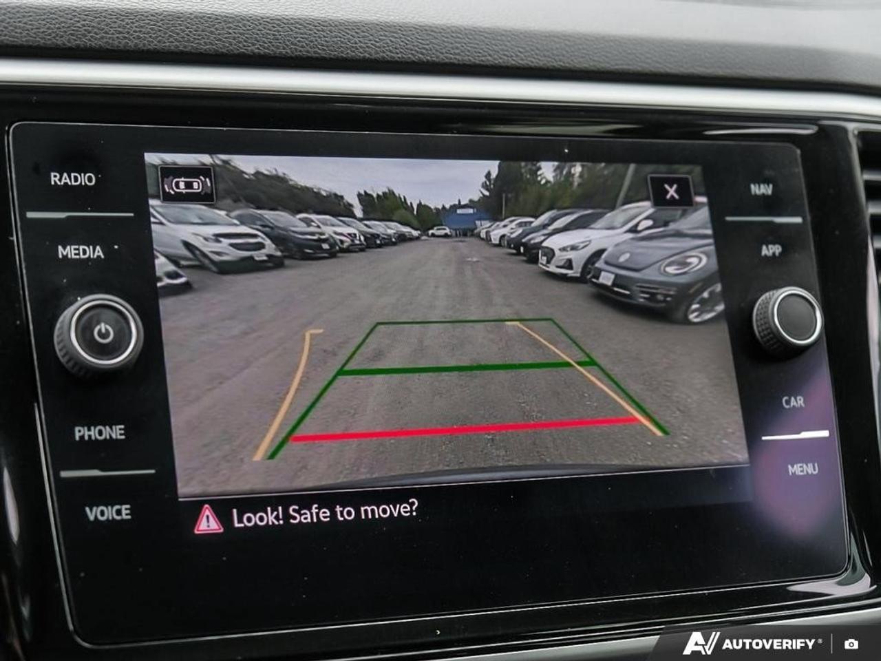 2021 Volkswagen Atlas ExeclineONE-OWNER, ACCIDENT-FREE, NAV, SUNROOF, HT Photo