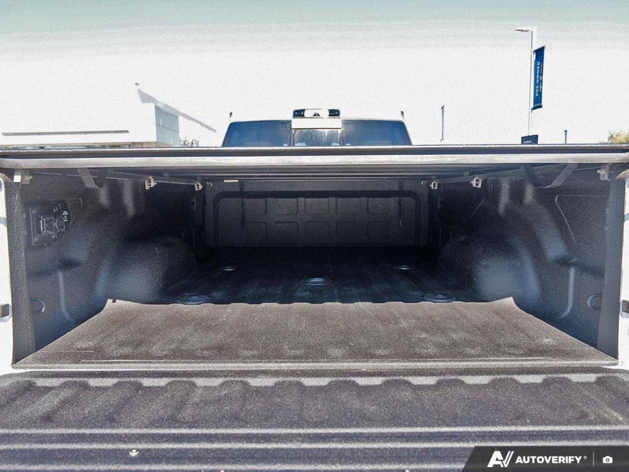 2024 RAM 3500 LonghornLONGHORN, CUMMINS, 4X4, 8FT BOX, LOADED! Photo