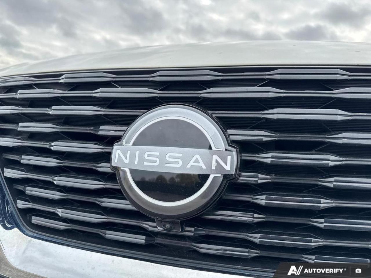 2023 Nissan Rogue SL BACKUP CAM   BLUETOOTH   HTD SEATS   KEYLESS EN Photo