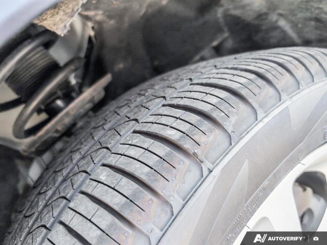 2022 Ford Explorer PlatinumCERTIFIED PRE OWNED   One Owner   Heated S Photo