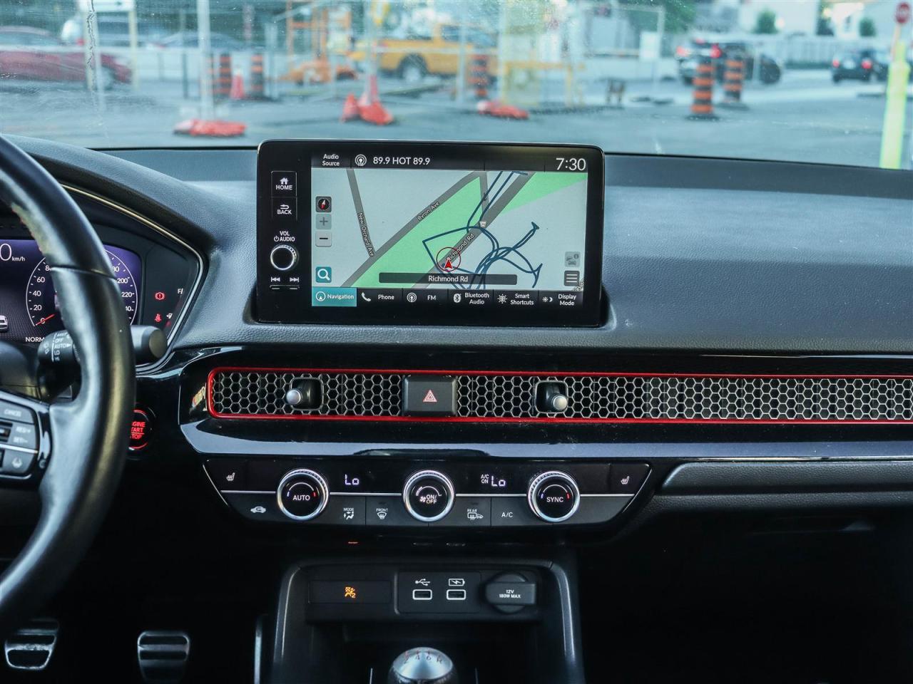 2022 Honda Civic Si 6-SPEED MANUAL TRANSMISSION SUNROOF Photo