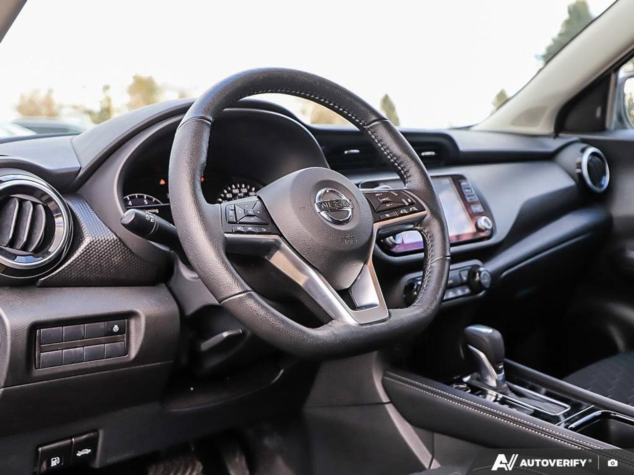 2021 Nissan Kicks SVFWD, HTD SEATS, CARPLAY, KEYLESS ENTRY, HTD MIRR Photo