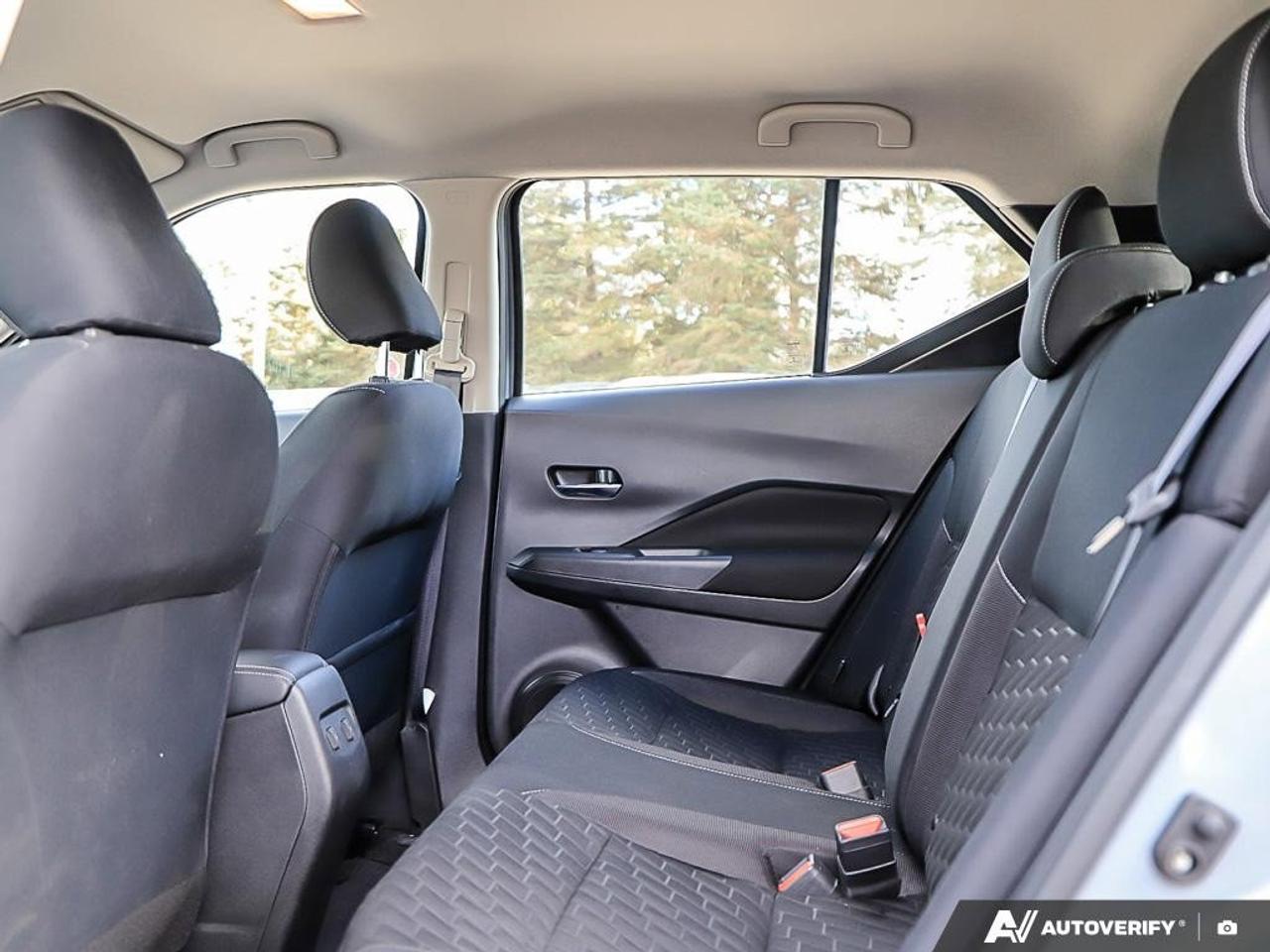 2021 Nissan Kicks SVFWD, HTD SEATS, CARPLAY, KEYLESS ENTRY, HTD MIRR Photo