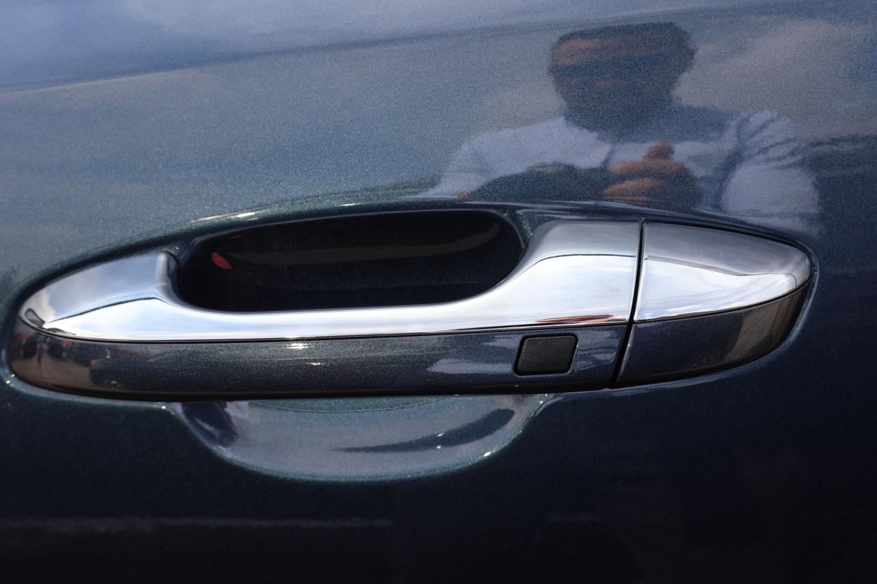 2022 Kia Sportage EX S-PREMIUM-AWD-R STARTER/LEATHER/PANOROOF/CARPLA Photo