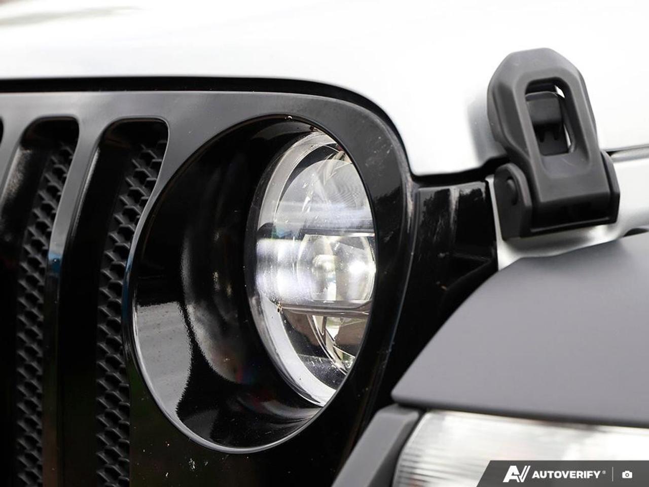 2023 Jeep Wrangler WillysACCIDENT-FREE, ALPINE AUDIO, 2.0L TURBO, NAV Photo