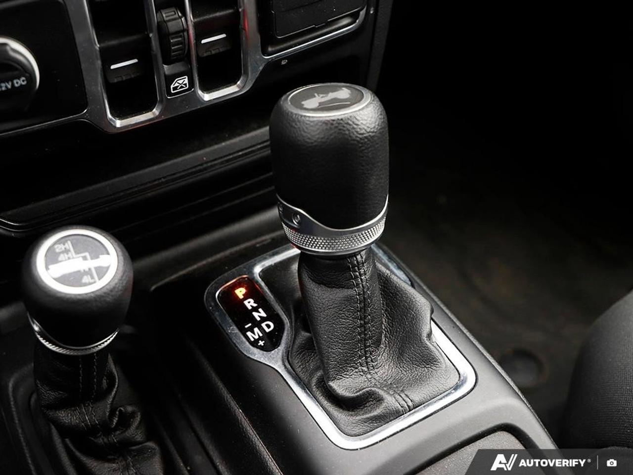 2023 Jeep Wrangler WillysACCIDENT-FREE, ALPINE AUDIO, 2.0L TURBO, NAV Photo