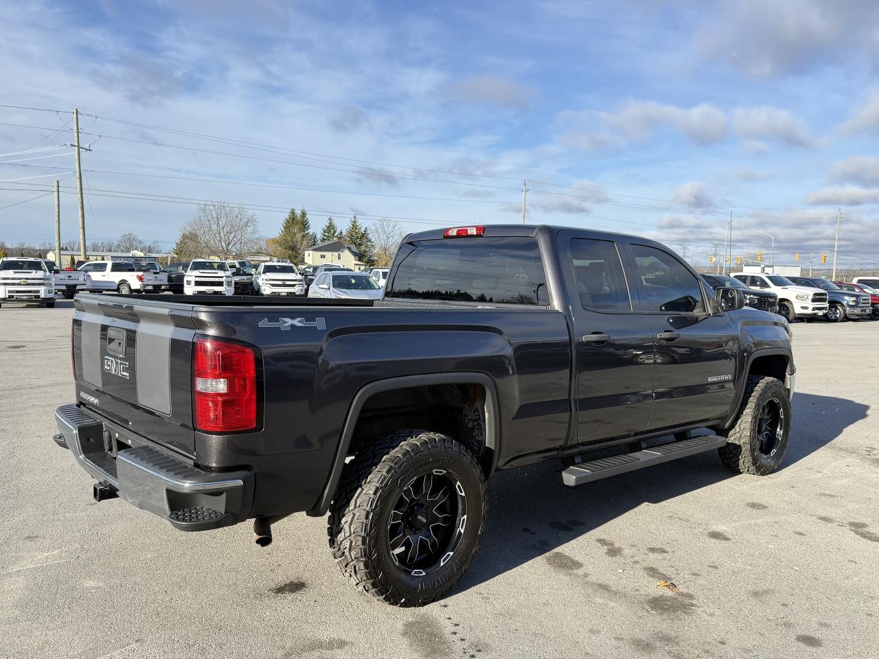 2015 GMC Sierra 1500 4WD DOUBLE CAB Photo