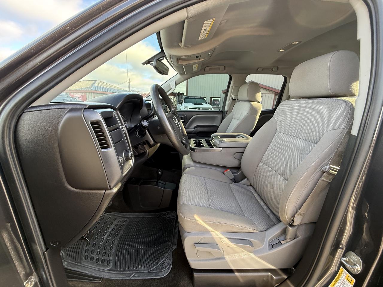 2015 GMC Sierra 1500 4WD DOUBLE CAB Photo