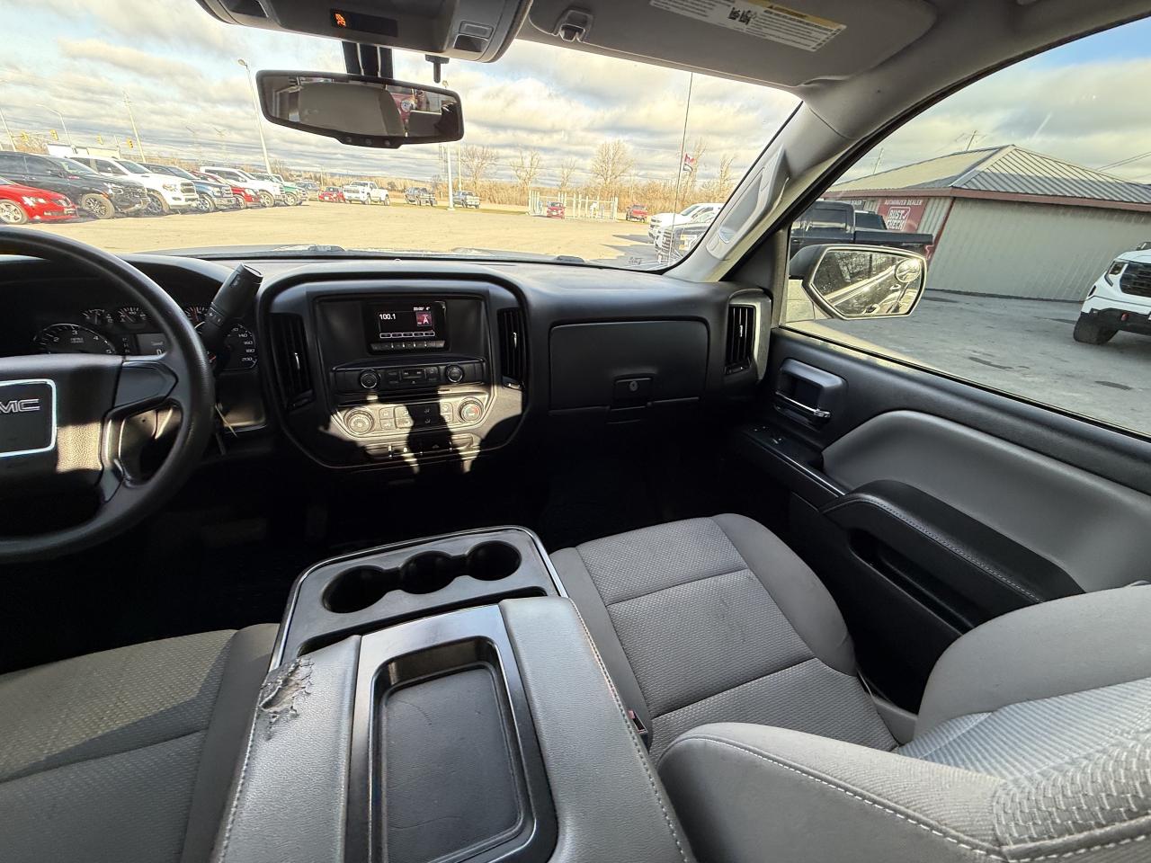 2015 GMC Sierra 1500 4WD DOUBLE CAB Photo