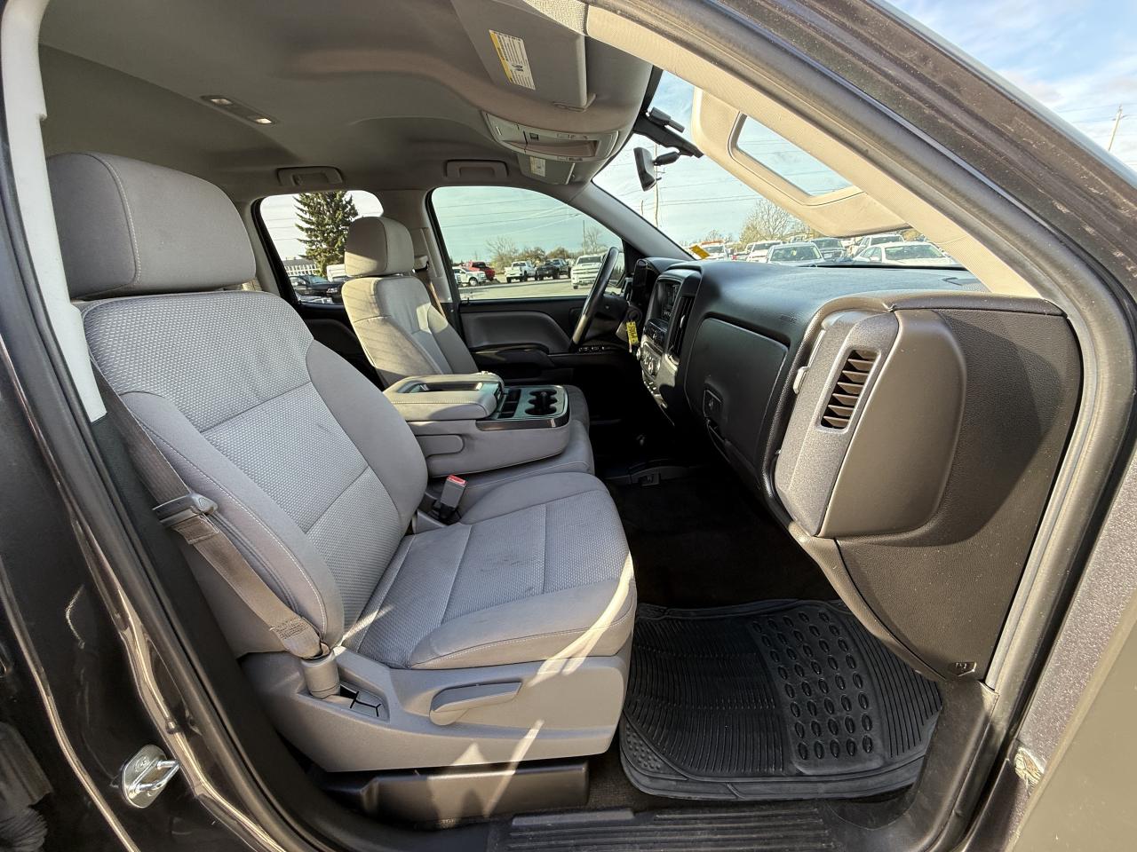 2015 GMC Sierra 1500 4WD DOUBLE CAB Photo