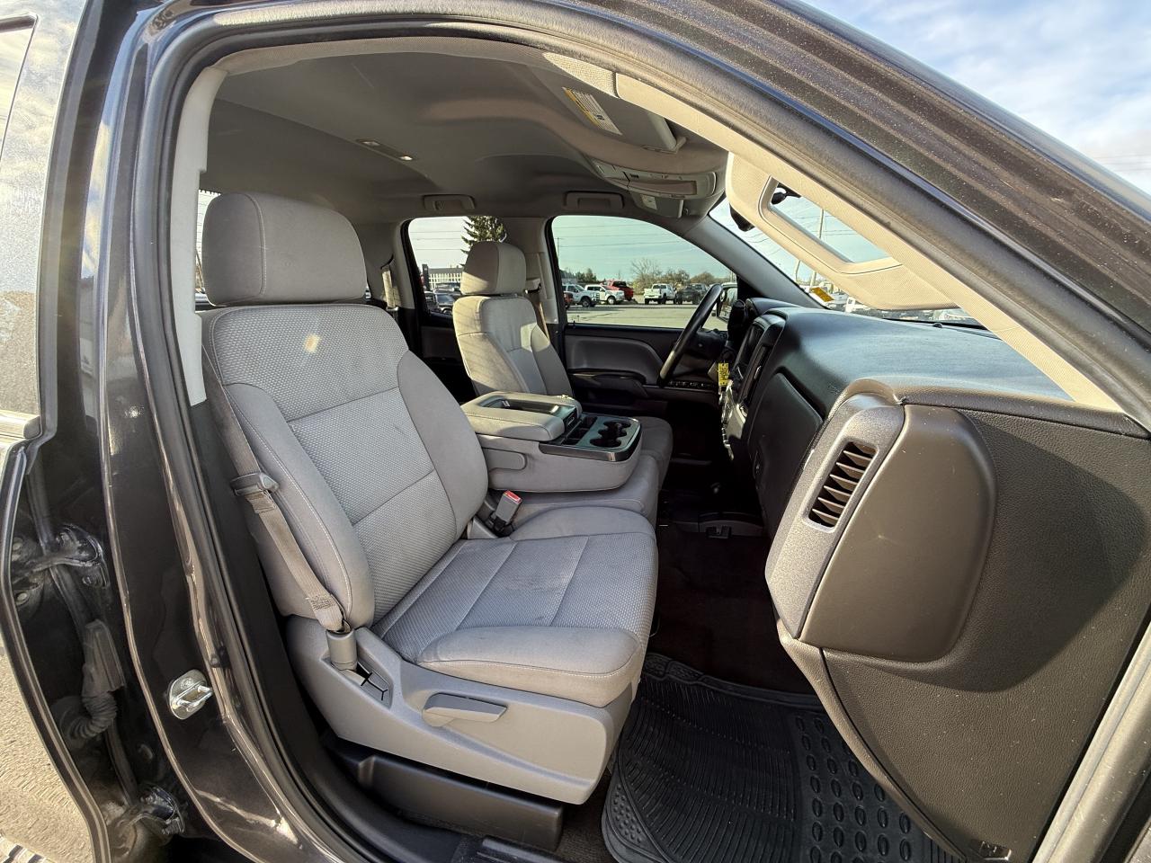 2015 GMC Sierra 1500 4WD DOUBLE CAB Photo