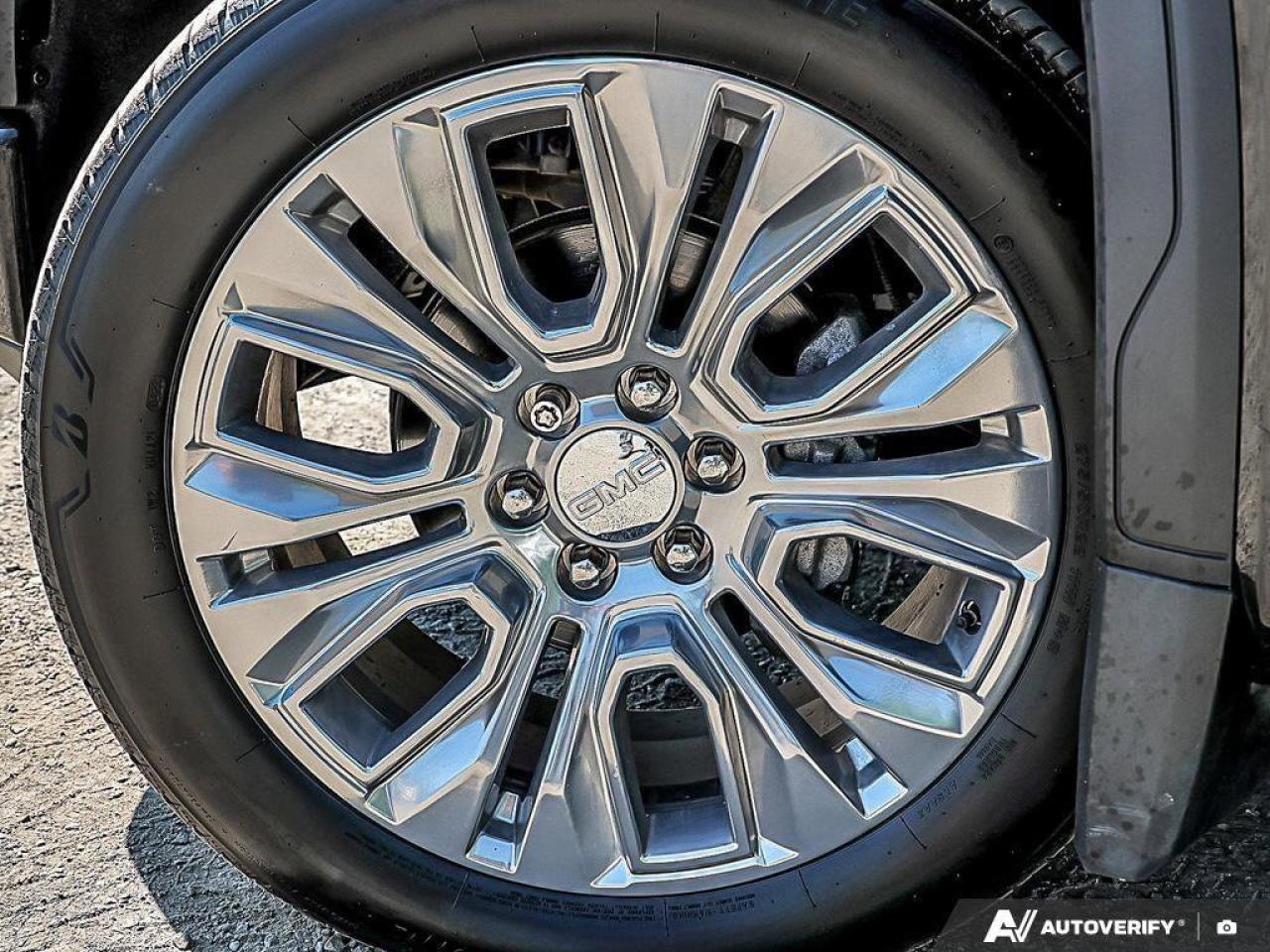 2022 GMC Sierra 1500 Limited DenaliDENALI, CREW, 4X4, 6.2L, NAV, ROOF, HTD/COOL Photo