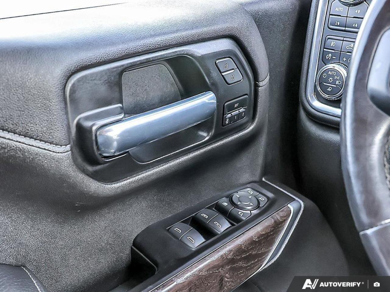 2022 GMC Sierra 1500 Limited DenaliDENALI, CREW, 4X4, 6.2L, NAV, ROOF, HTD/COOL Photo