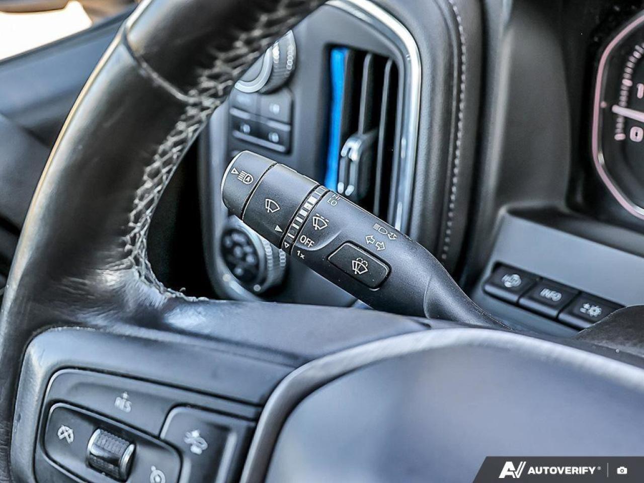 2022 GMC Sierra 1500 Limited DenaliDENALI, CREW, 4X4, 6.2L, NAV, ROOF, HTD/COOL Photo