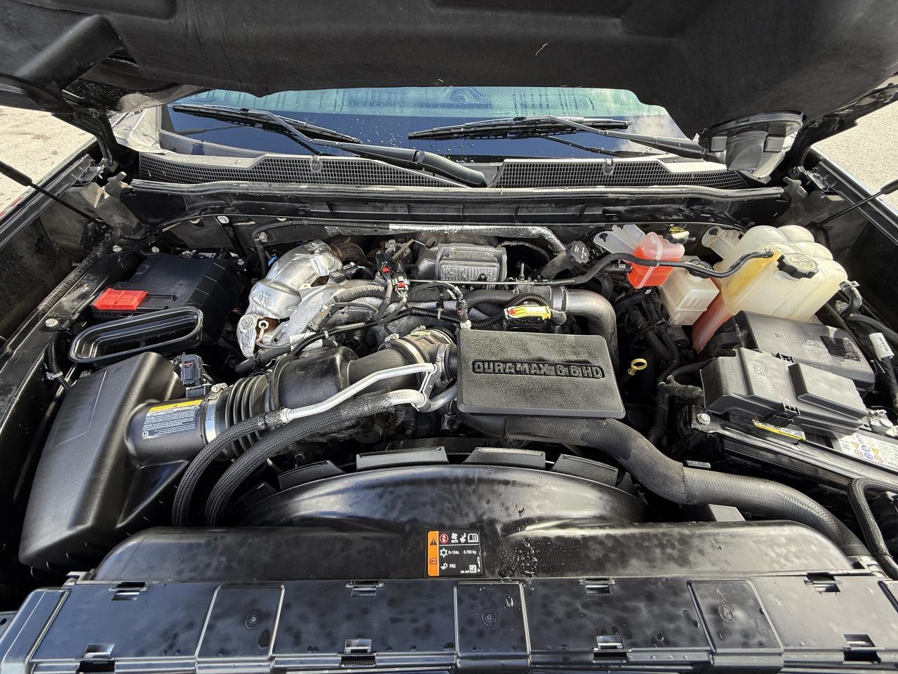 2022 Chevrolet SILVERADO 2500HD 4WD Crew Cab 159  LT Photo