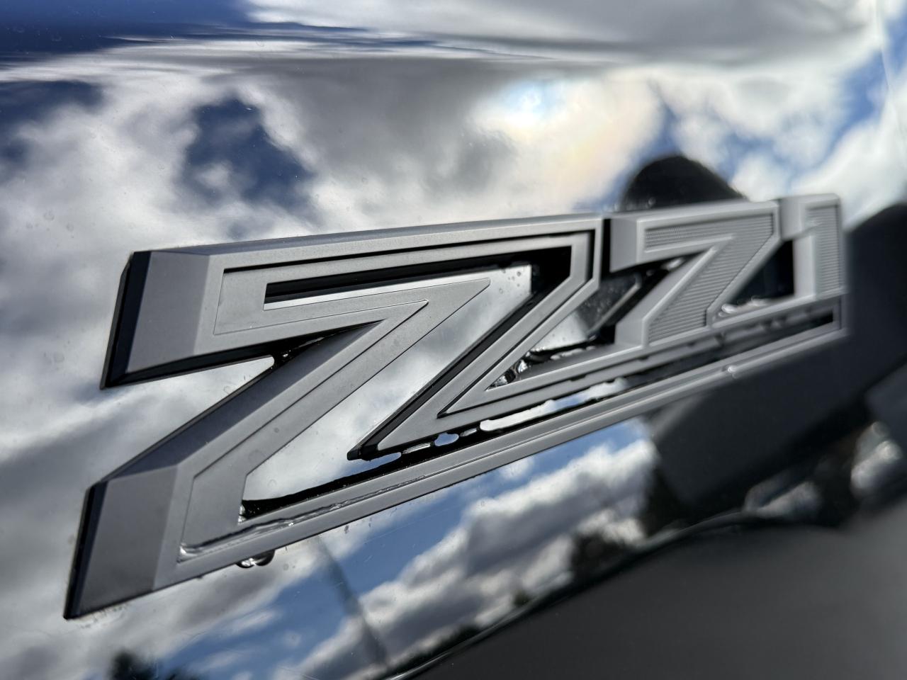 2022 Chevrolet SILVERADO 2500HD 4WD Crew Cab 159  LT Photo