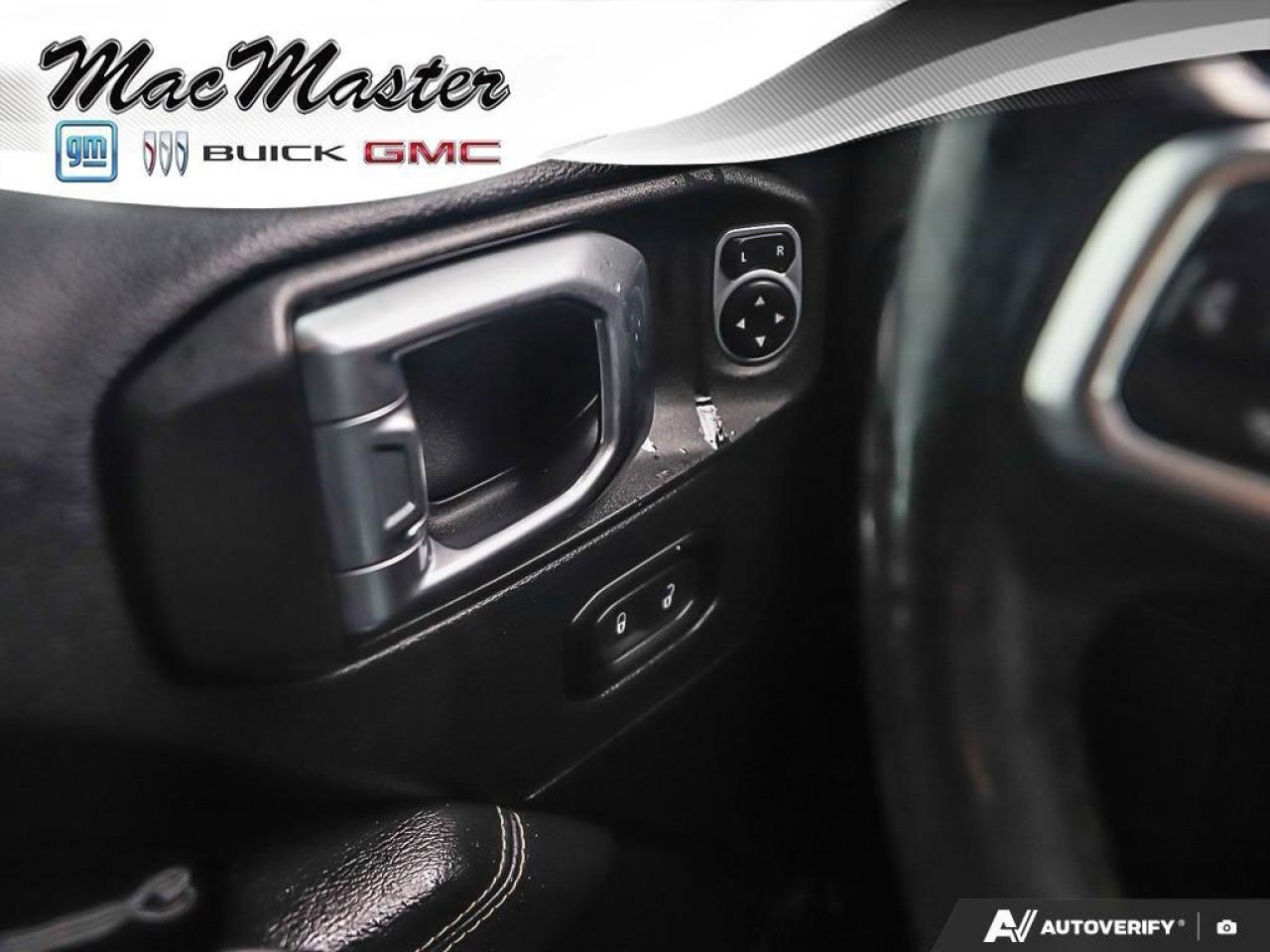 2019 Jeep WRANGLER UNLIMITED SaharaSAHARA, V6, 4X4, NAV, HEATED LEATHER, LIFTED Photo