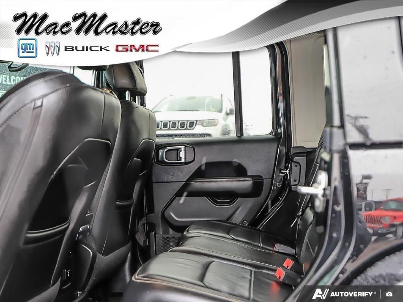 2019 Jeep WRANGLER UNLIMITED SaharaSAHARA, V6, 4X4, NAV, HEATED LEATHER, LIFTED Photo