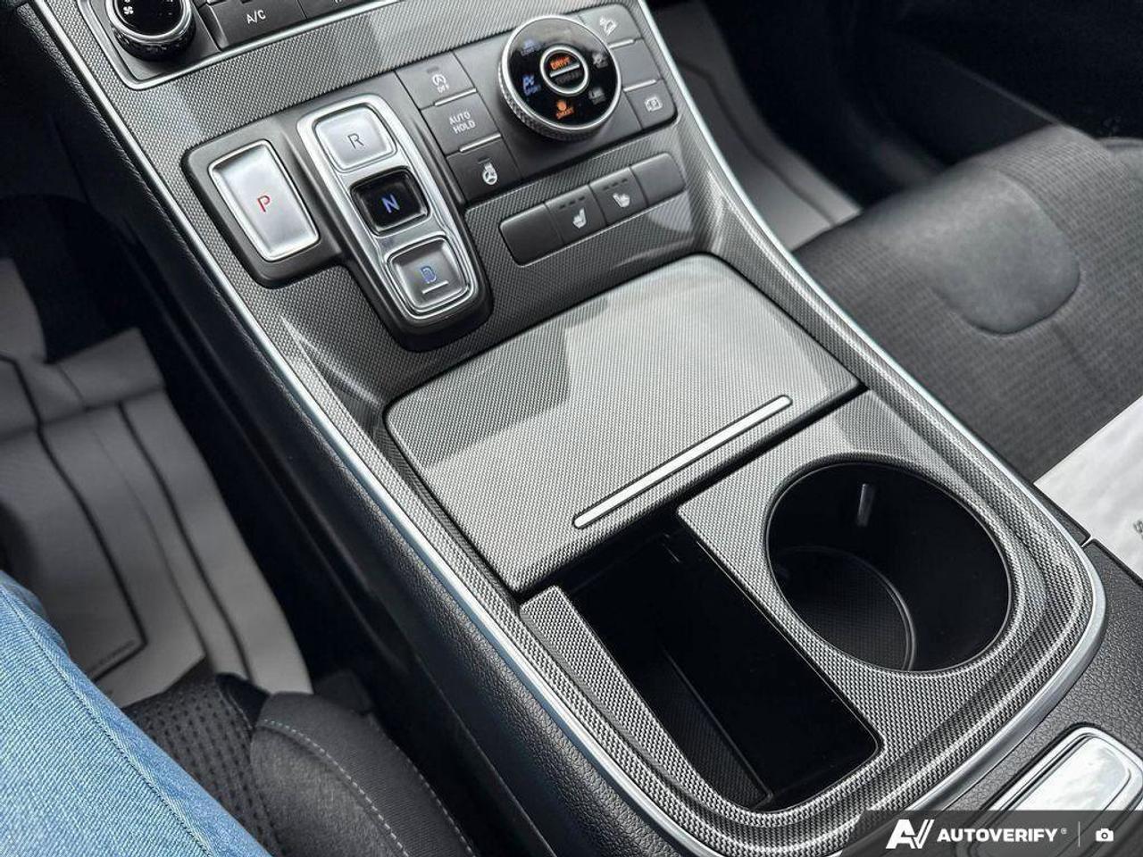 2022 Hyundai Santa Fe Essential   HEATED FRONT SEATS, HEATED STEERING WH Photo