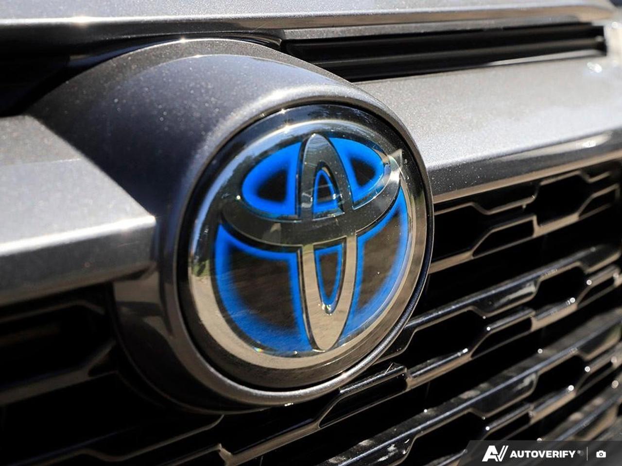 2023 Toyota RAV4 Hybrid SEHYBRID, SUNROOF, HTD SEATS, ADAPTIVE CRUI Photo