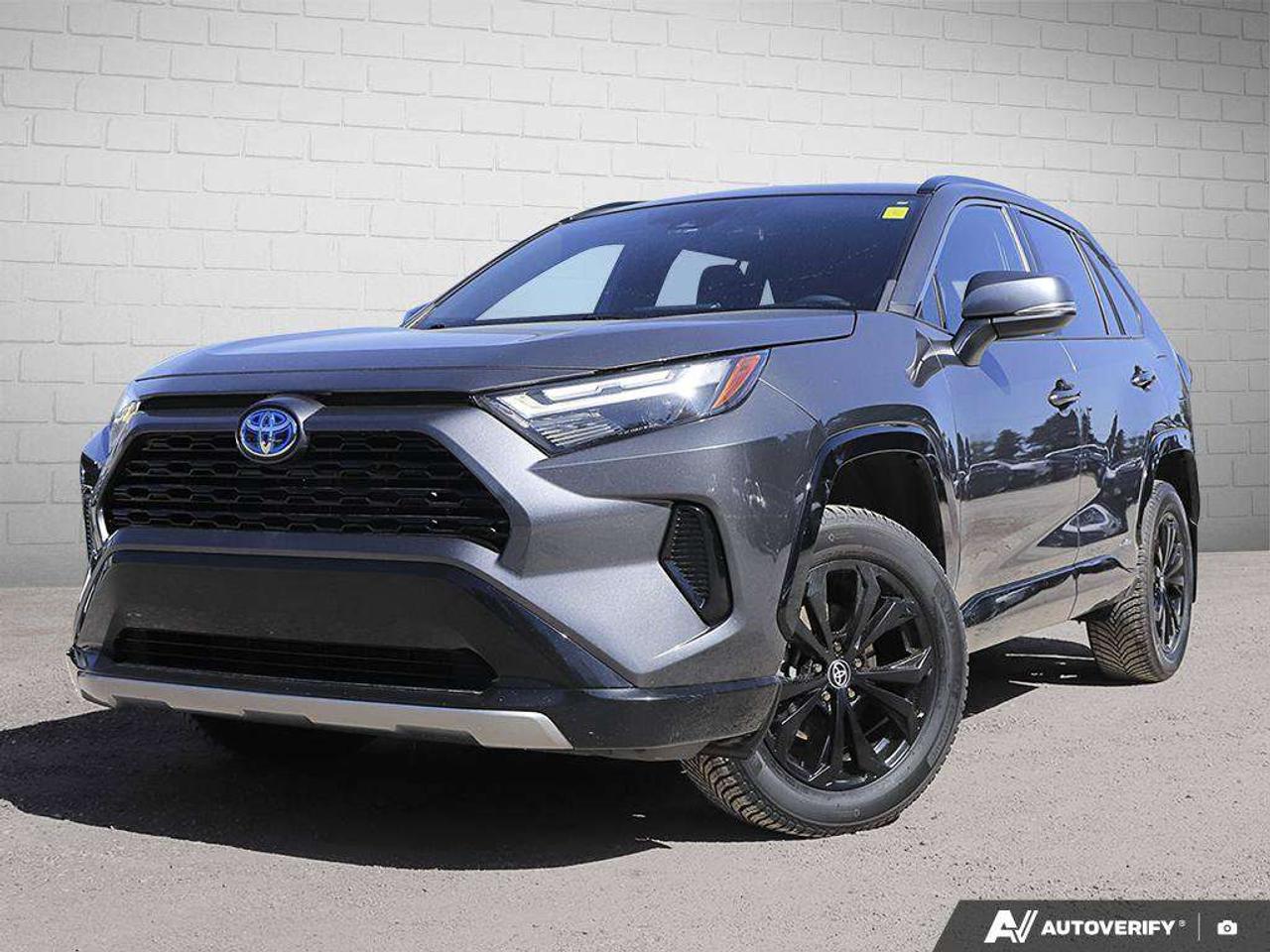 2023 Toyota RAV4 Hybrid SEHYBRID, SUNROOF, HTD SEATS, ADAPTIVE CRUISE, CARPLAY Photo