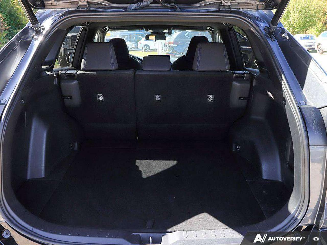2023 Toyota RAV4 Hybrid SEHYBRID, SUNROOF, HTD SEATS, ADAPTIVE CRUISE, CARPLAY Photo