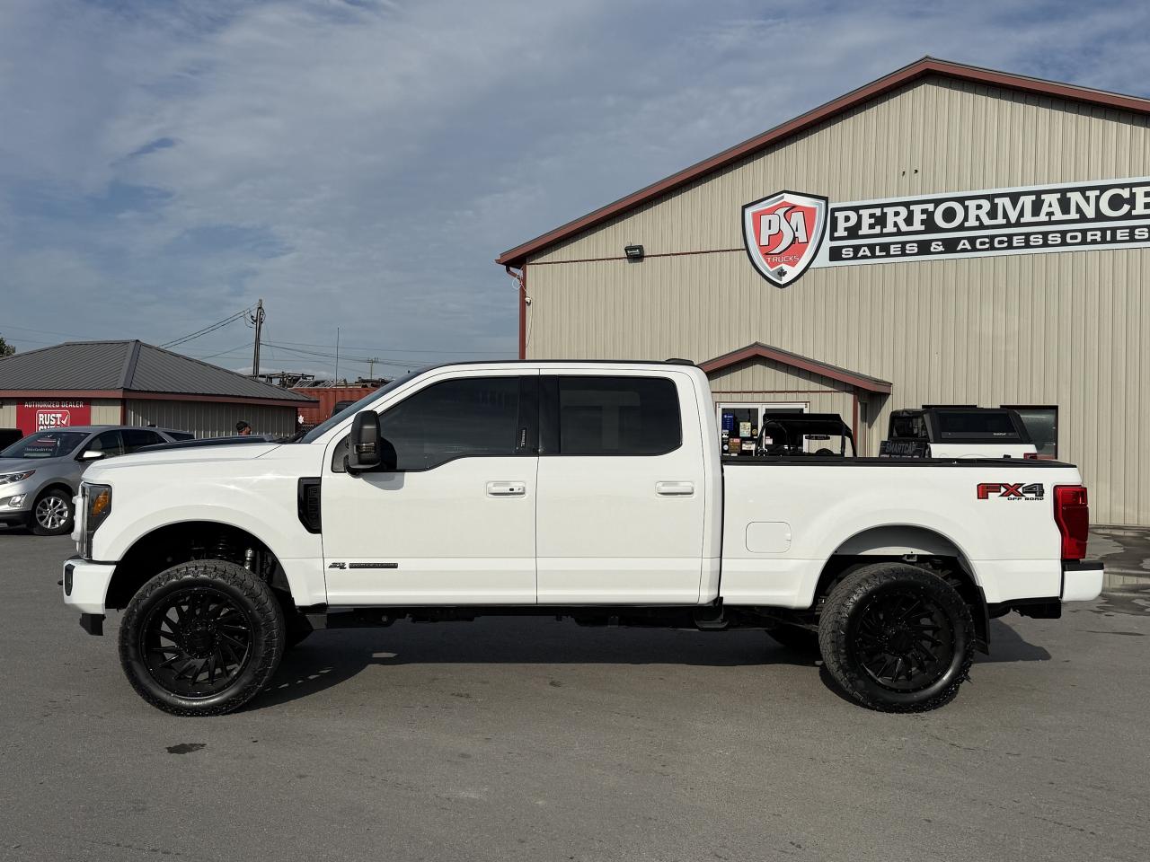 2021 Ford F-250 Lariat 4WD Crew Cab 6.75' Box Photo3