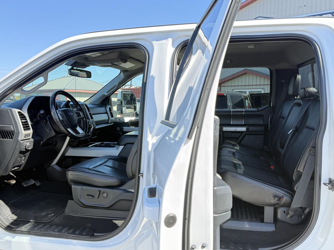 2021 Ford F-250 Lariat 4WD Crew Cab 6.75' Box Photo