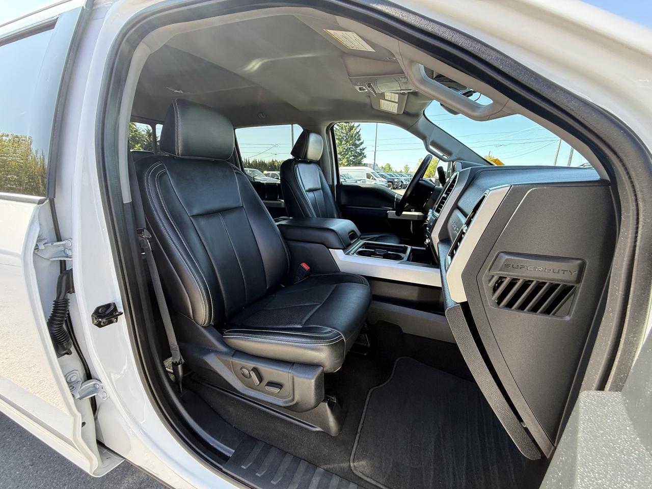 2021 Ford F-250 Lariat 4WD Crew Cab 6.75' Box Photo