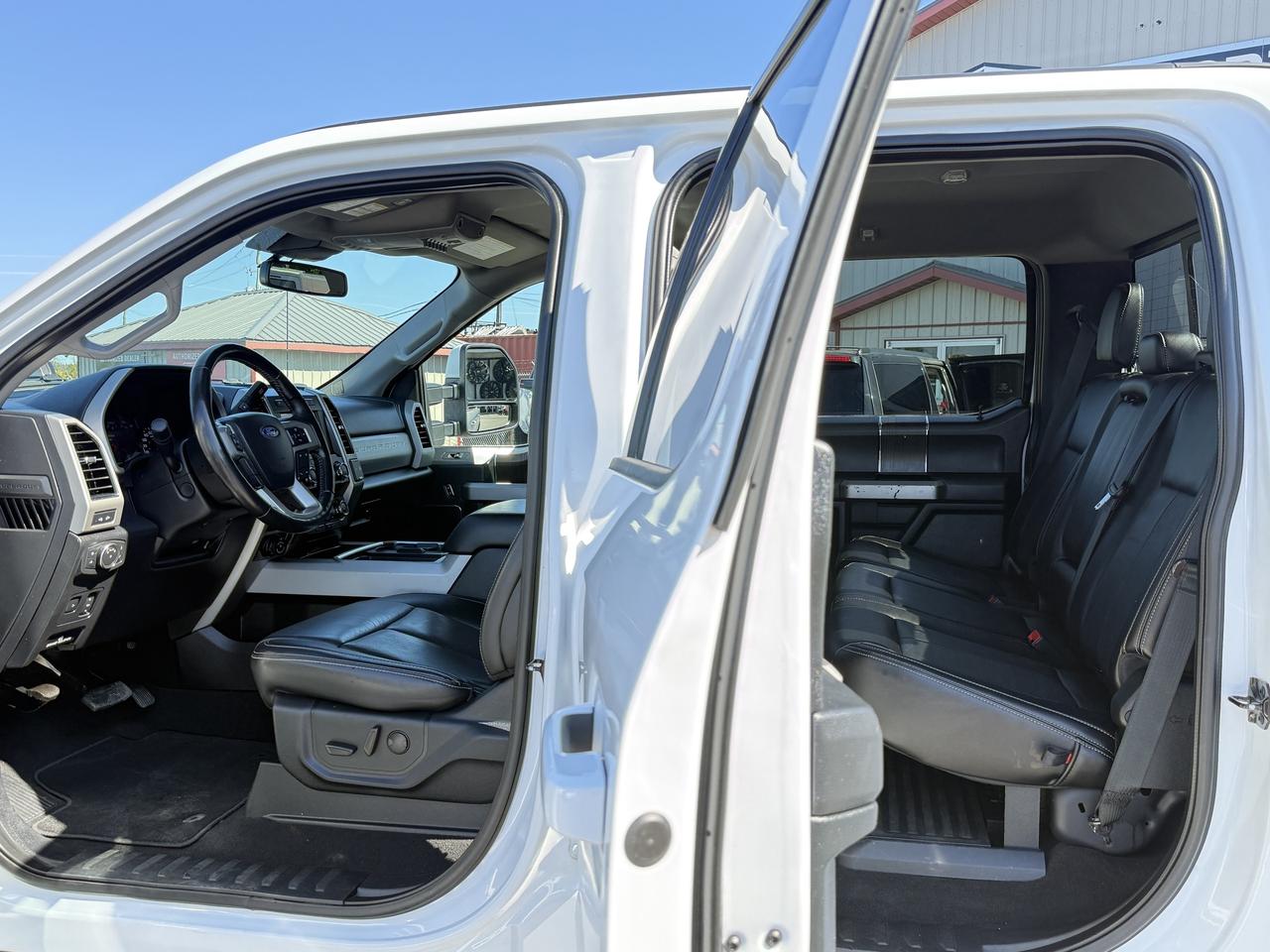 2021 Ford F-250 Lariat 4WD Crew Cab 6.75' Box Photo