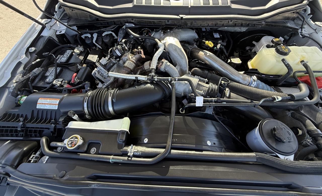 2021 Ford F-250 Lariat 4WD Crew Cab 6.75' Box Photo