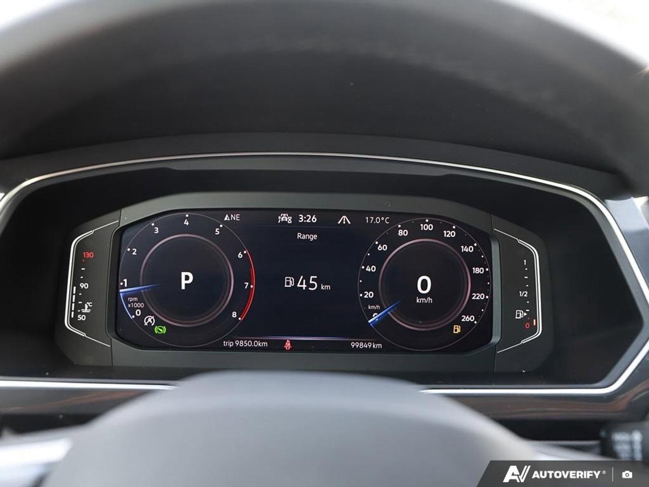 2023 Volkswagen Tiguan Comfortline R-Line Black EditionONE-OWNER, ACCIDEN Photo