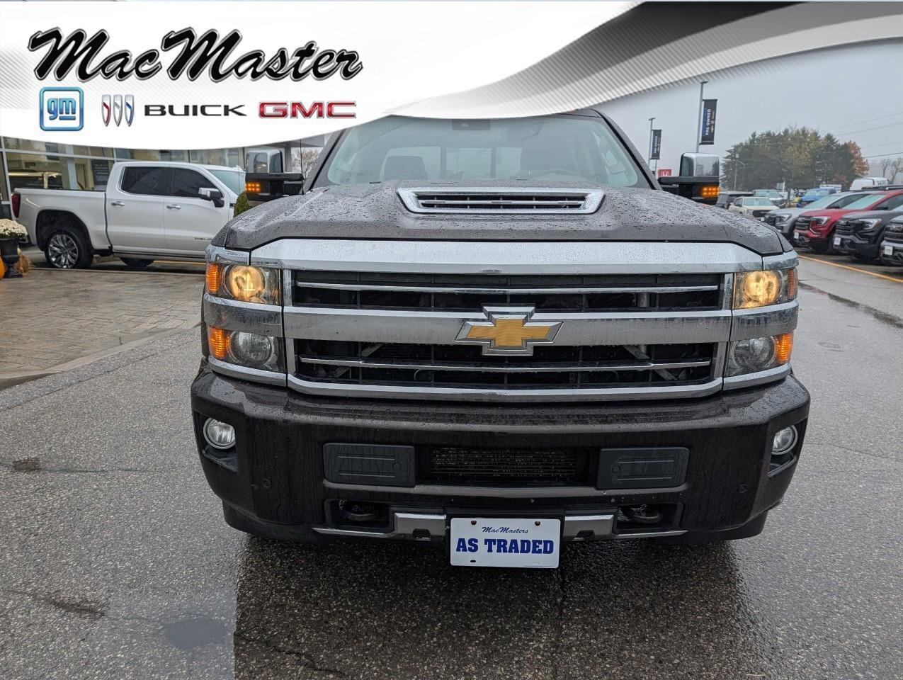 2018 Chevrolet SILVERADO 2500HD High CountryHIGH COUNTRY, CREW, 4X4, DURAMAX, LOAD Photo