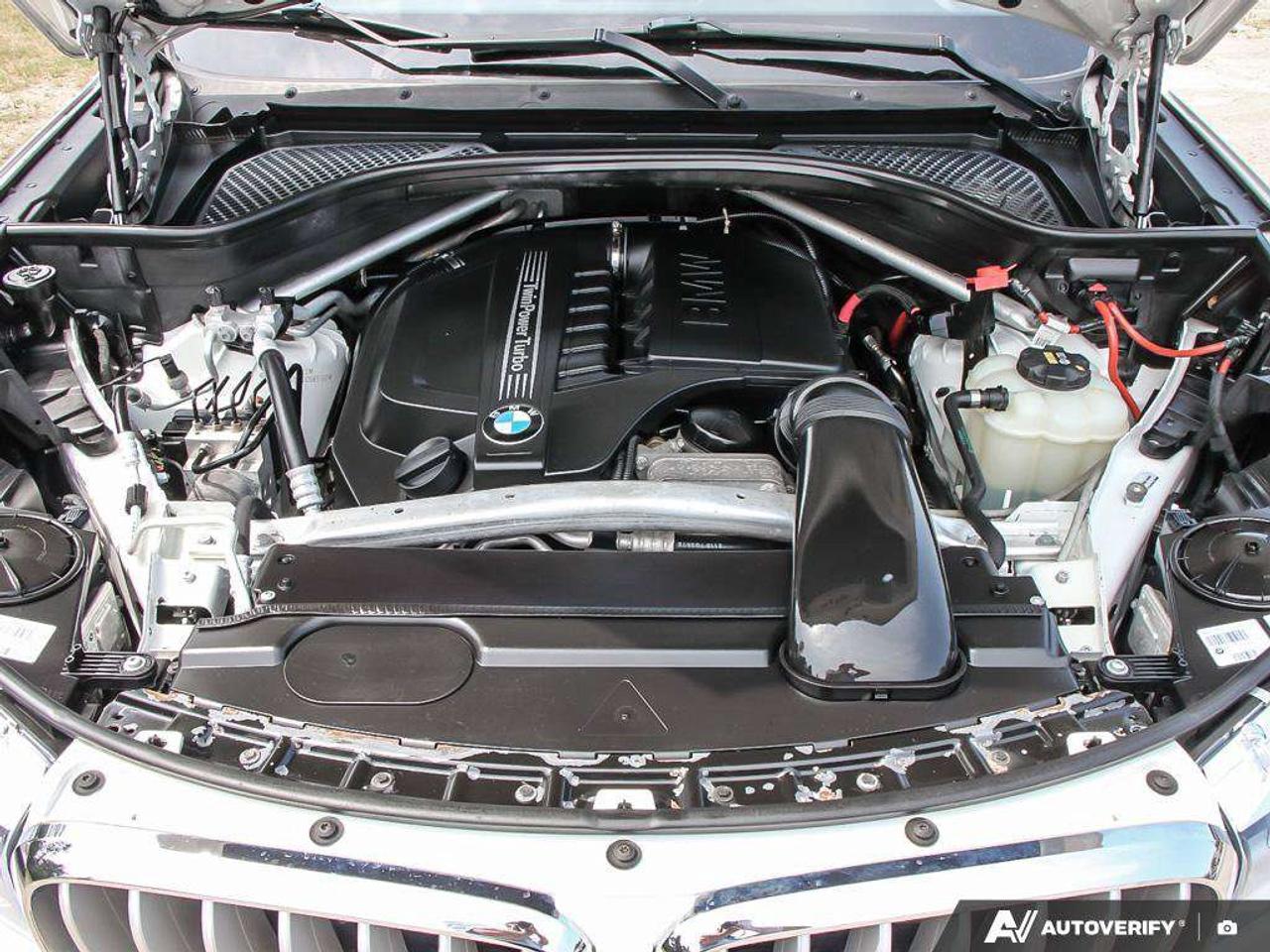 2016 BMW X5 xDrive35iCERTIFIED AS-TRADED, ACCIDENT-FREE, POWER TAILGATE, PREMIUM LEATHER, 3.0L Photo