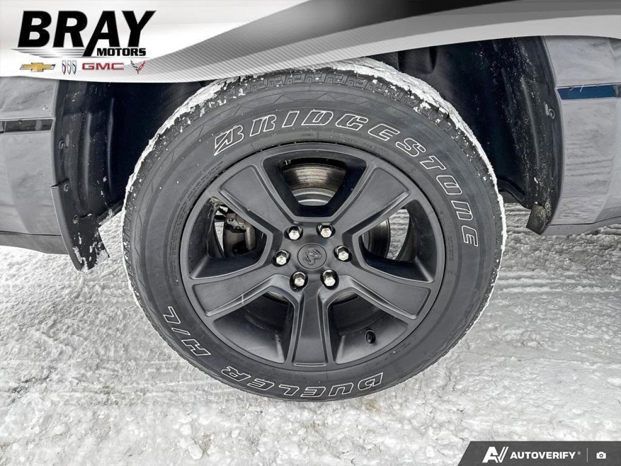 2022 RAM 1500 Sport   BLACKED OUT, RUNNING BOARDS, TONNEAU COVER Photo