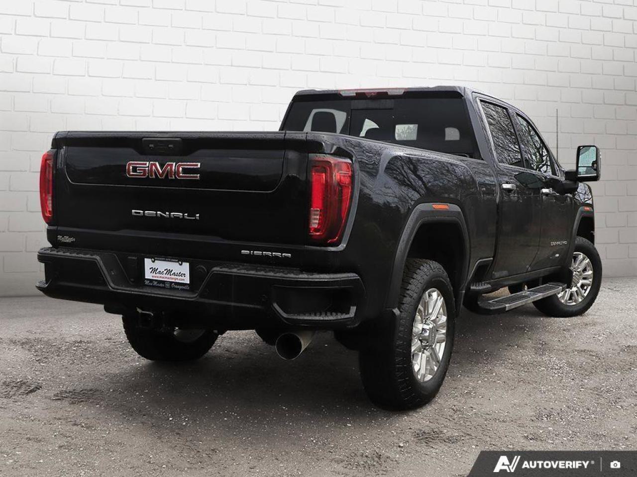 2023 GMC SIERRA 2500HD DenaliDENALI ULTIMATE, DURAMAX, CREW, 4X4, LOADED, Photo4