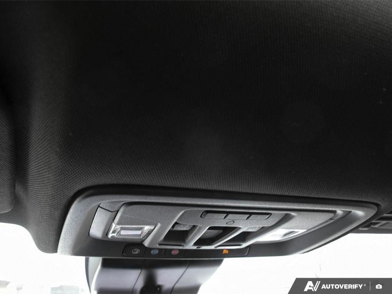 2023 GMC Sierra 1500 DenaliDENALI RESERVE, DURAMAX, LOADED, 1-OWNER! Photo