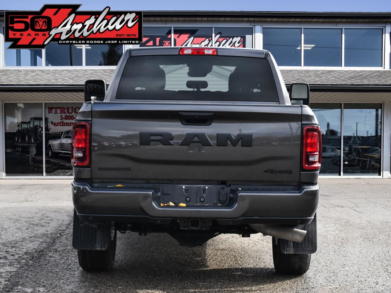 2025 RAM 2500 BIG HORN CREW CAB NIGHT EDITION 4X4 Photo4